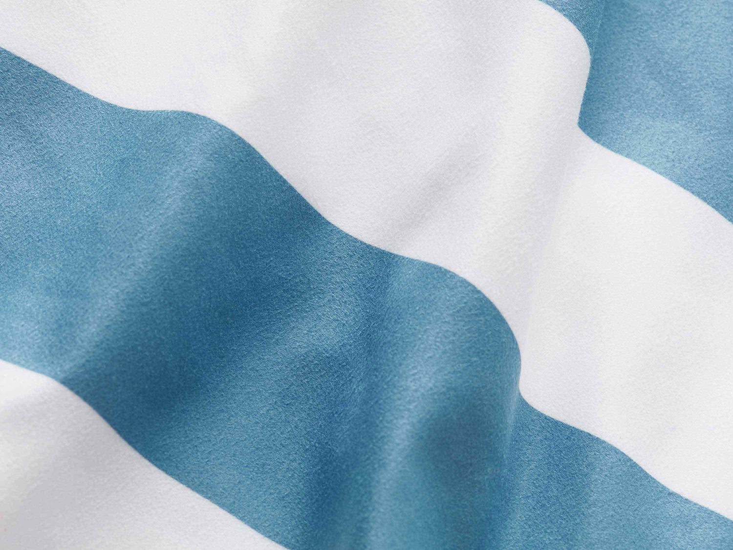 Second picture of Laguna Blue Microfiber Beach Towel