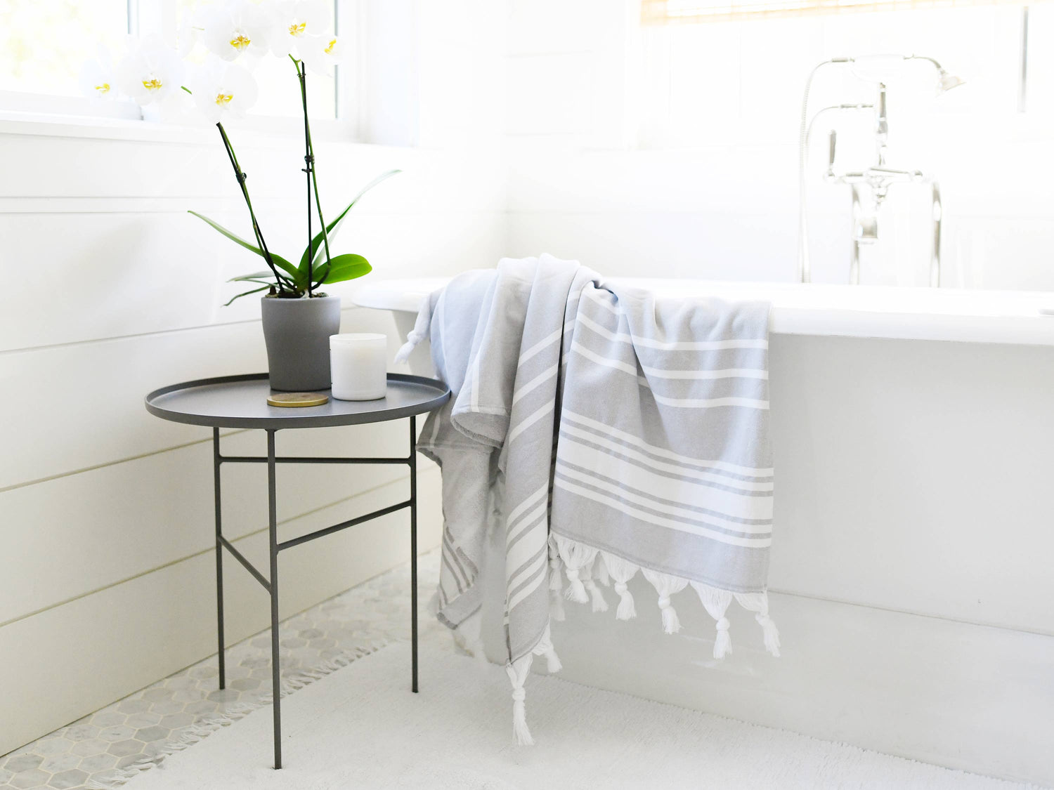 
      Third picture of Stone Classic Turkish Towel
    
