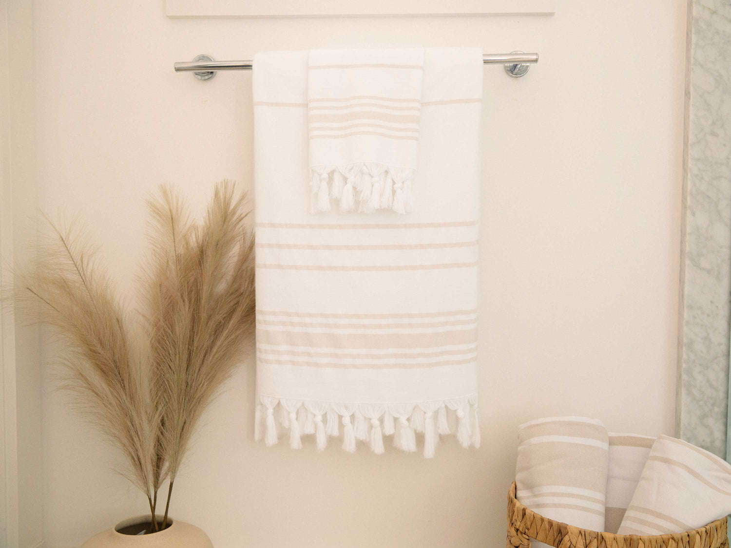 First picture of White Dune Classic Turkish Hand Towel