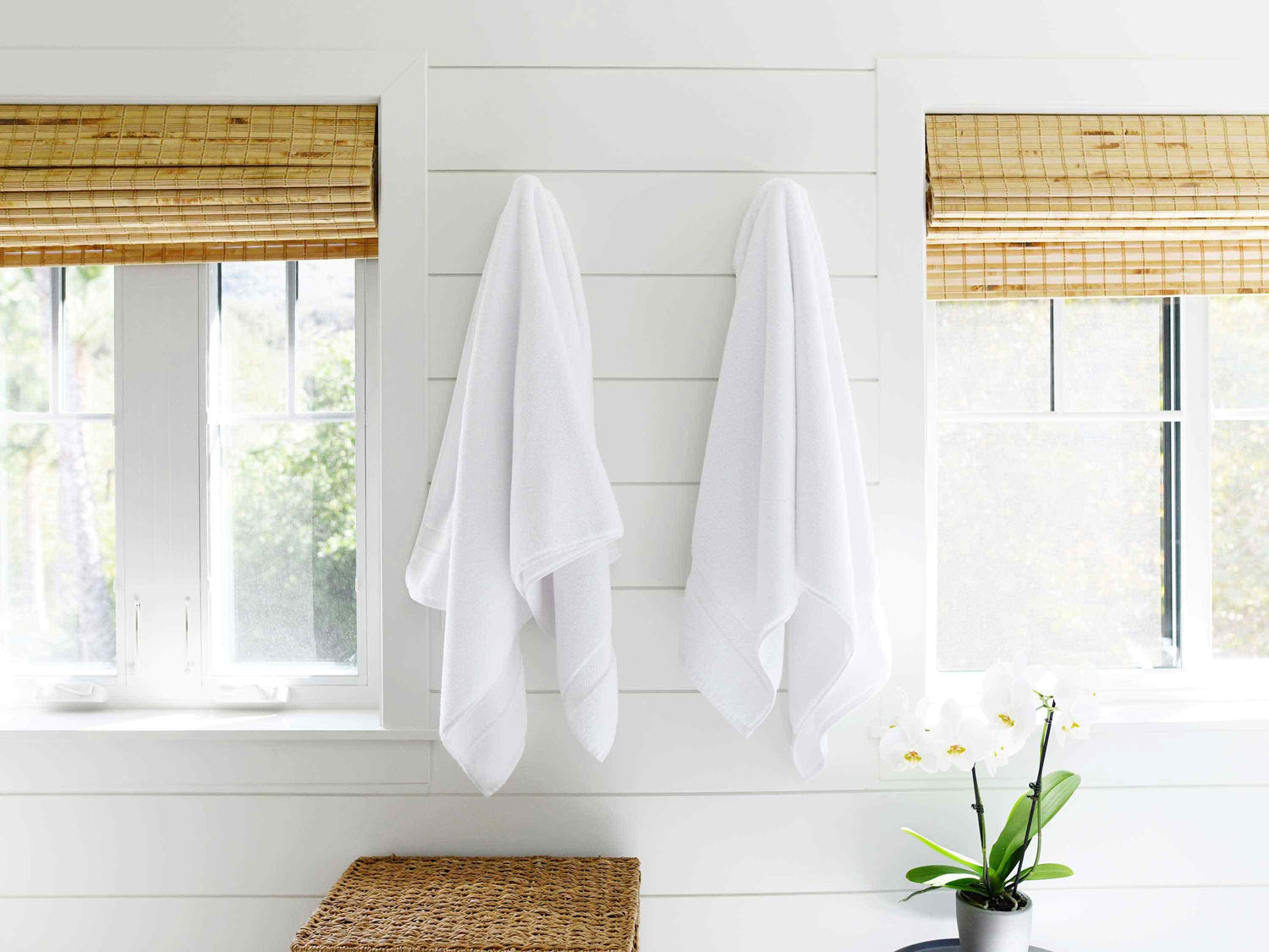 
      Third picture of White Supima Cotton Bath Towels (Pair)
    