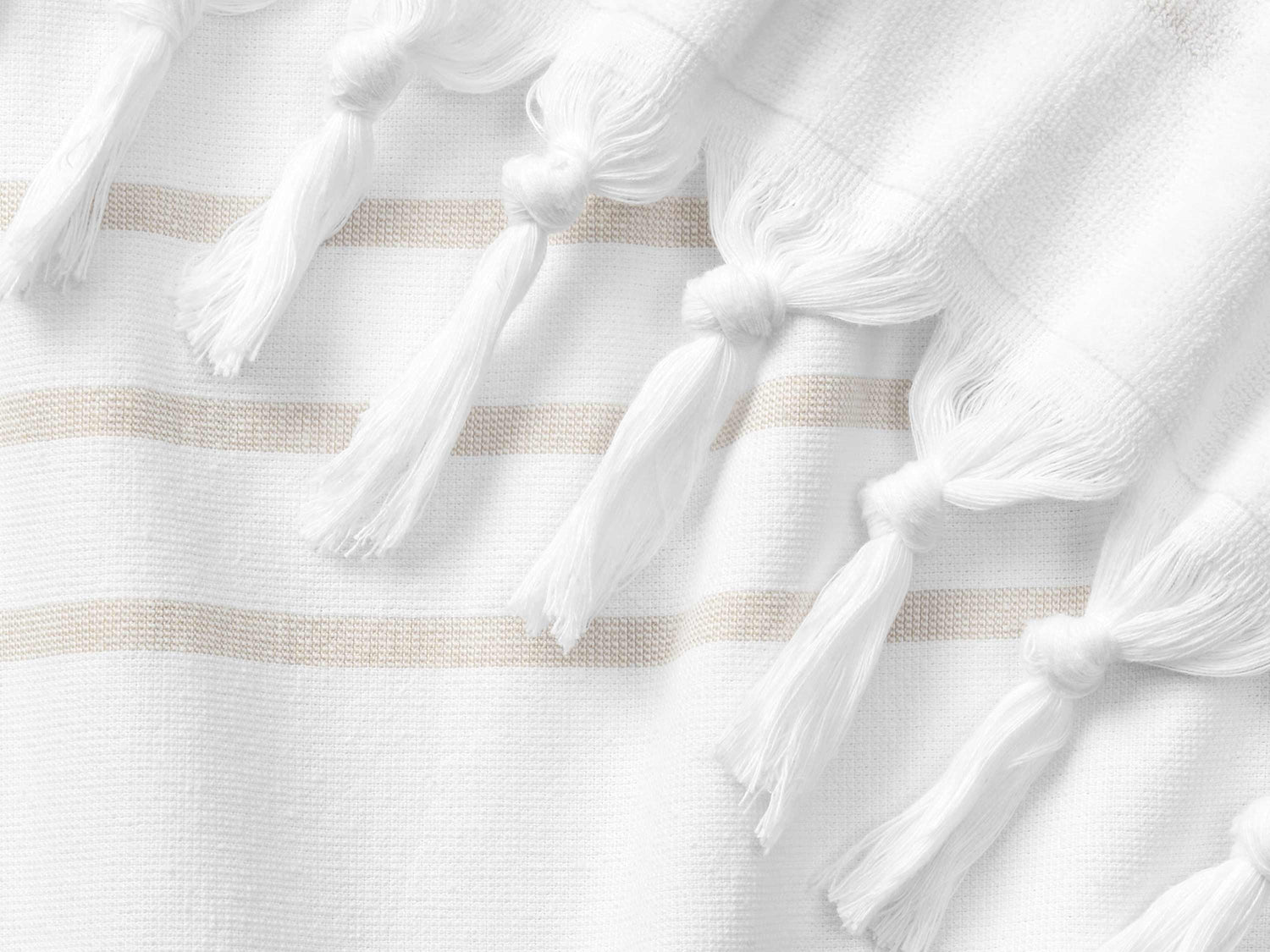 
      Second picture of White Dune Classic Turkish Towel
    