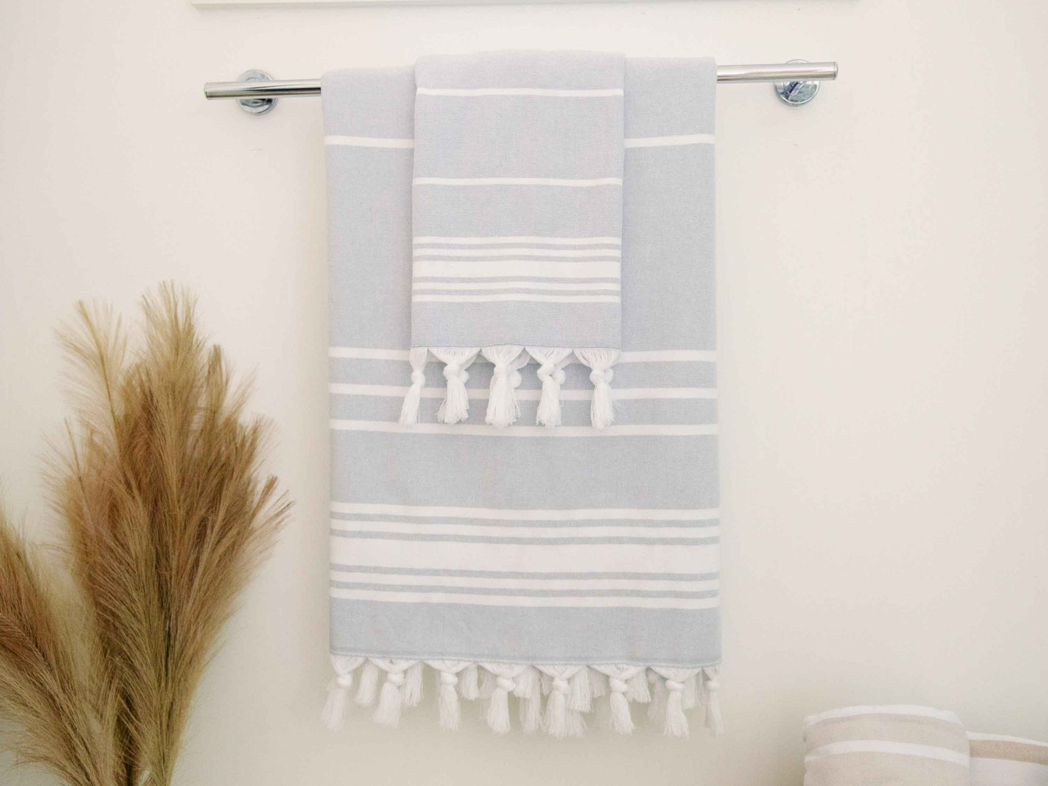 White Dune Classic Turkish Towel – Laguna Beach Textile Company